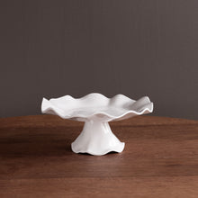VIDA Havana Small Pedestal Cake Plate -White