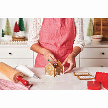 Gingerbread House Pop-Out Cutter Set