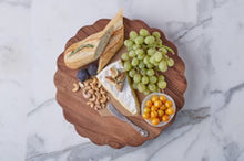 Scalloped Trivet Riser