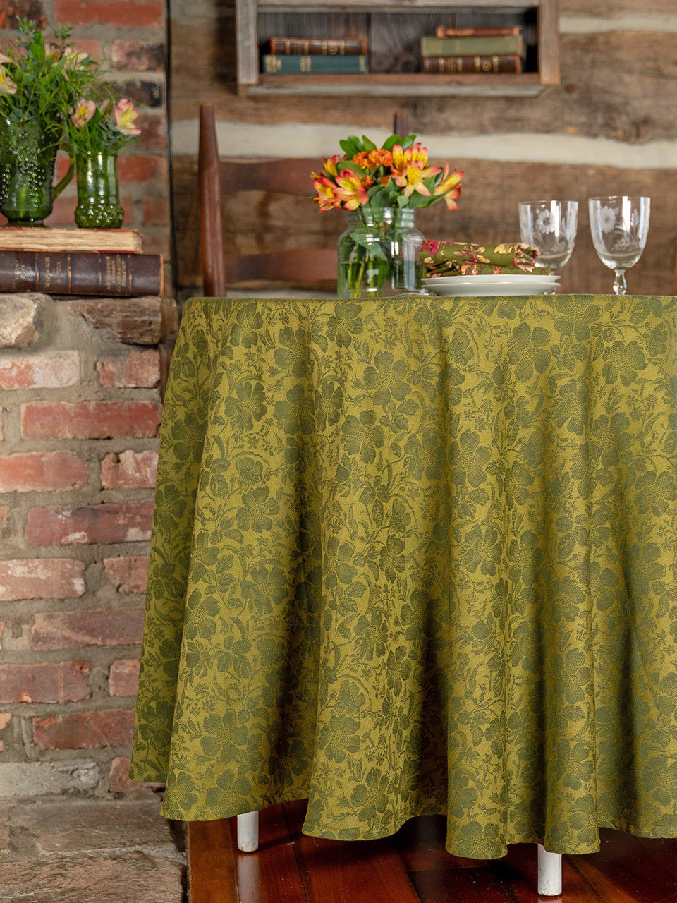 Peony Jacquard Tablecloth-80 RD
