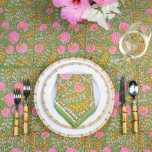 Cactus flower Runner