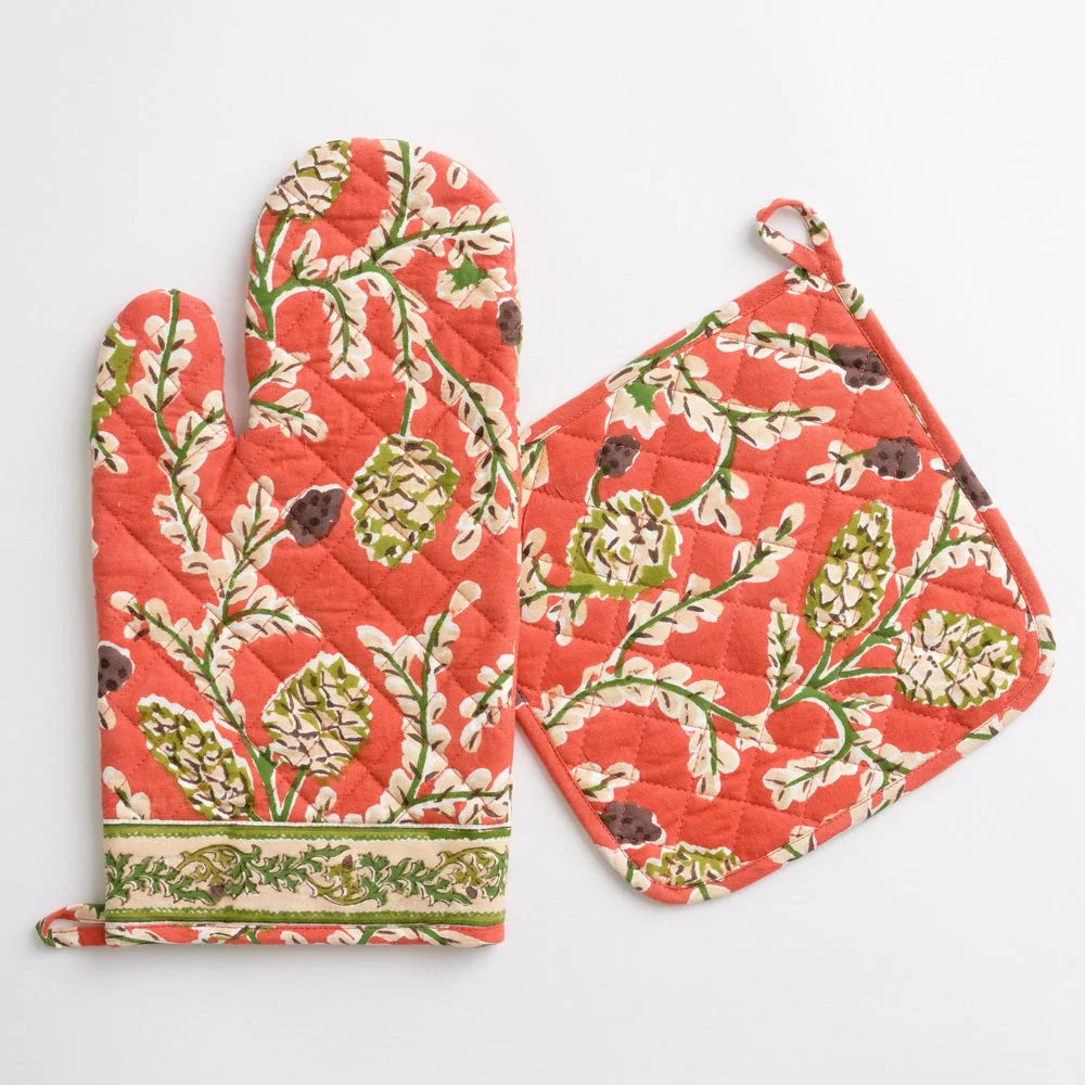 Harvest Pinecone Oven Mitt Set