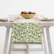 Holly Berry Table Runner (14x108)