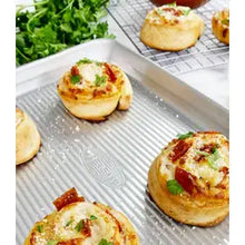 Jelly Roll Quarter Sheet Pan