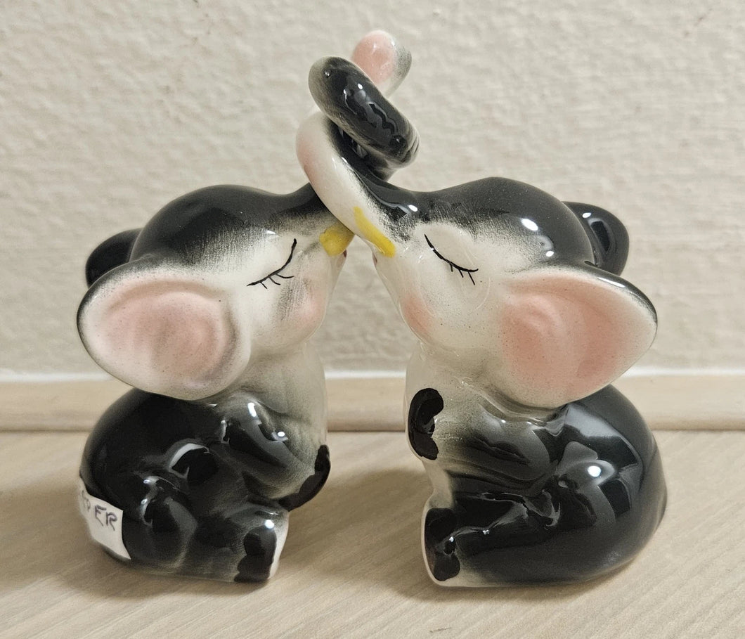 Elephant Salt & Pepper Shakers